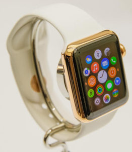 Apple Watch neumí češtinu