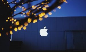 Společnost Apple překonala stomiliardovou hranici